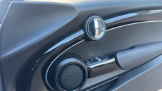 MINI Hatchback 1.5 Cooper Classic 3dr Auto Petrol Hatchback